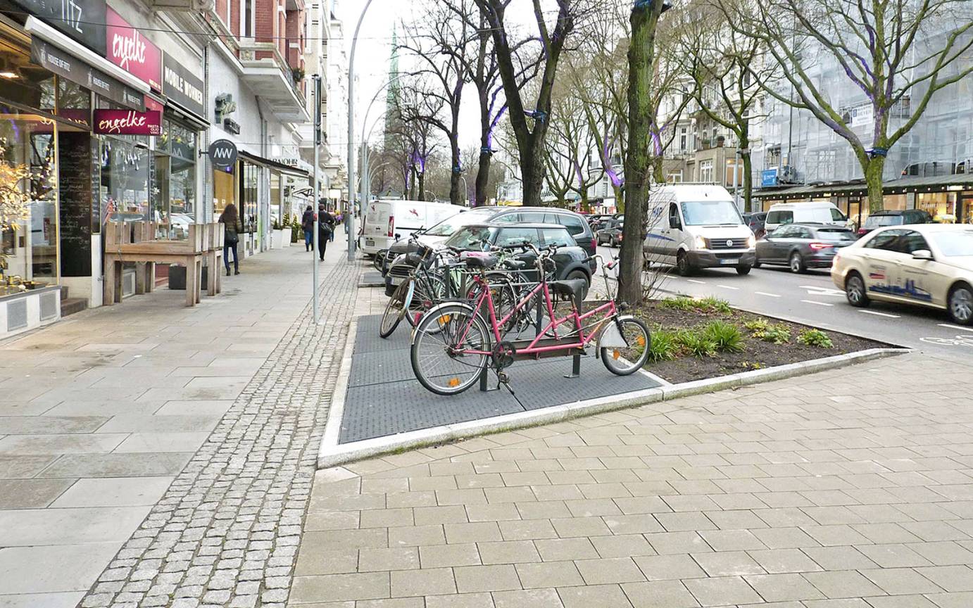 Klosterstern Eppendorfer Baum Baumscheiben Fahrradstellpl&auml;tze